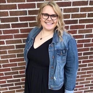 Meet your Posher, Melissa